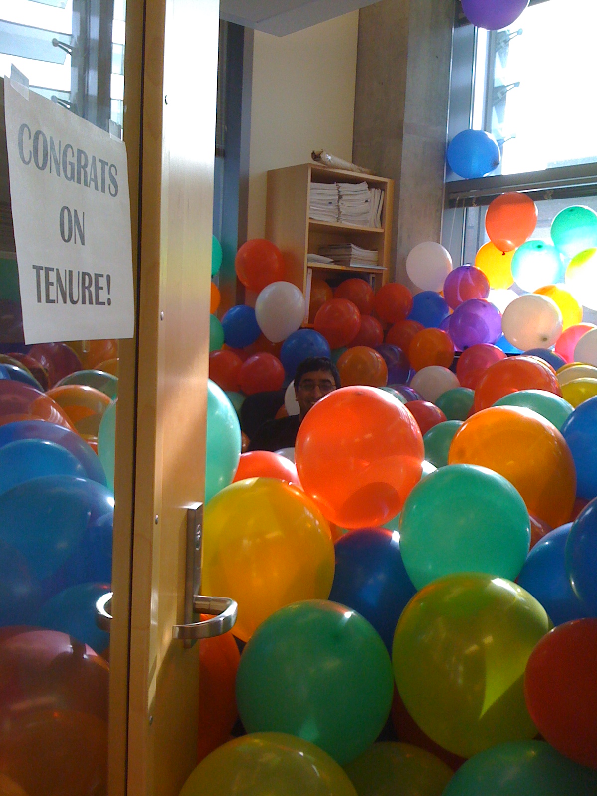 500+ balloons (April 2011)